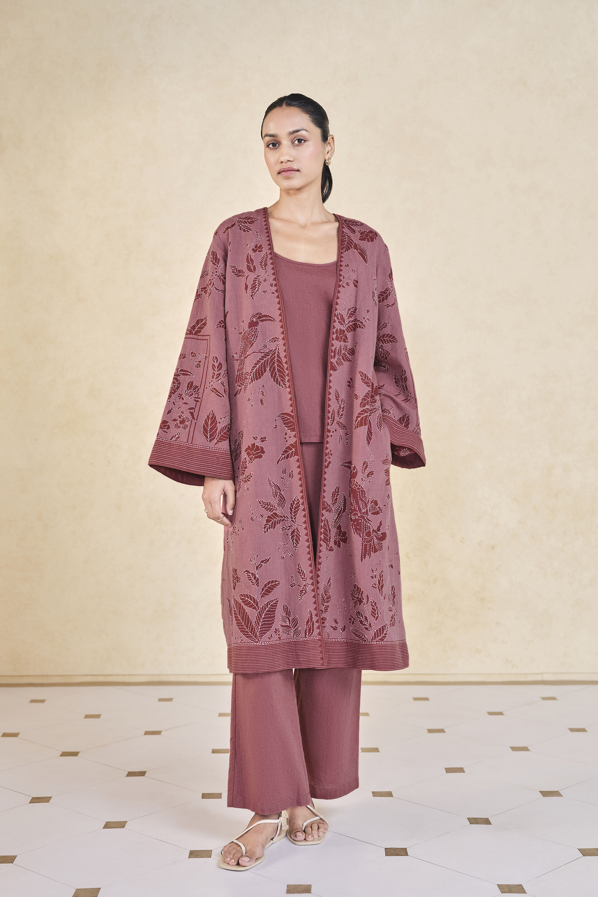 Rhubarb Hand-embroidered Kantha Linen Overlayer Set - Pink